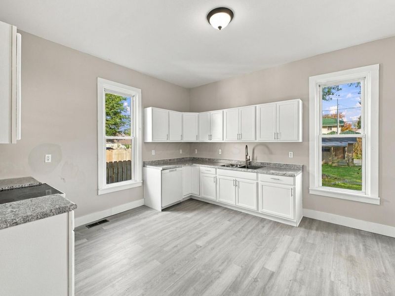 618 S Walnut Street, Bucyrus, OH 44820 Photo 24