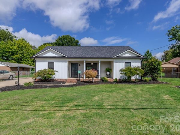 506 S Cansler Street , Kings Mountain, NC 28086