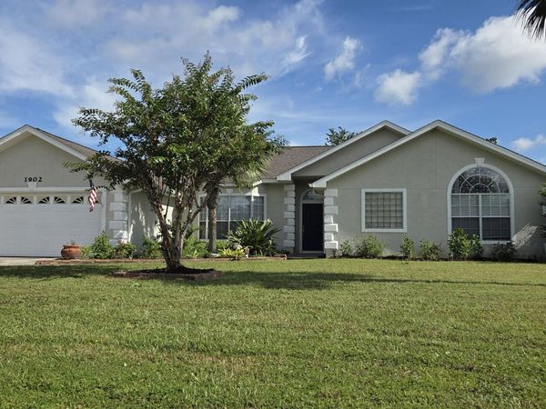 1902 Sutherland Road , Lynn Haven, FL 32444