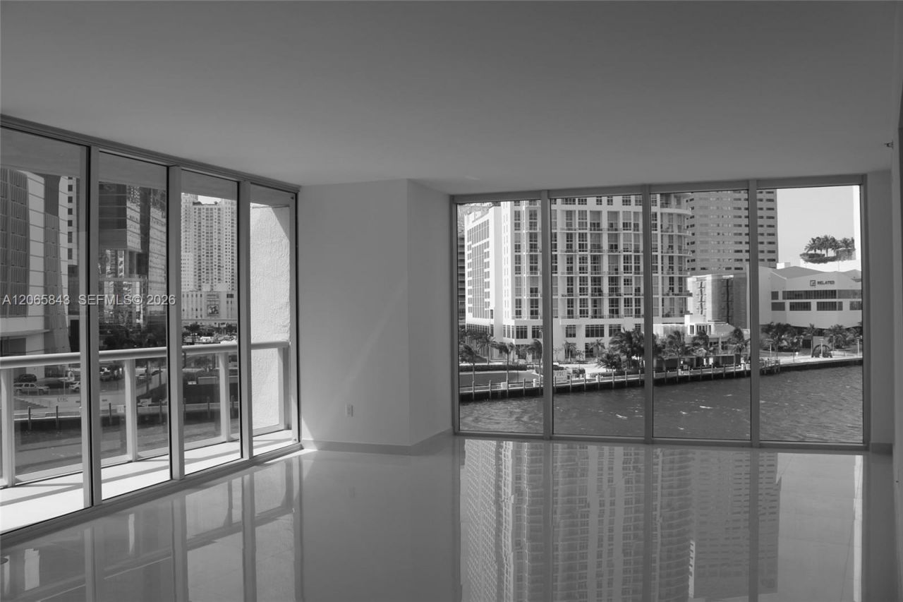 465 Brickell Av , Unit 502, Miami, FL 33131 Photo