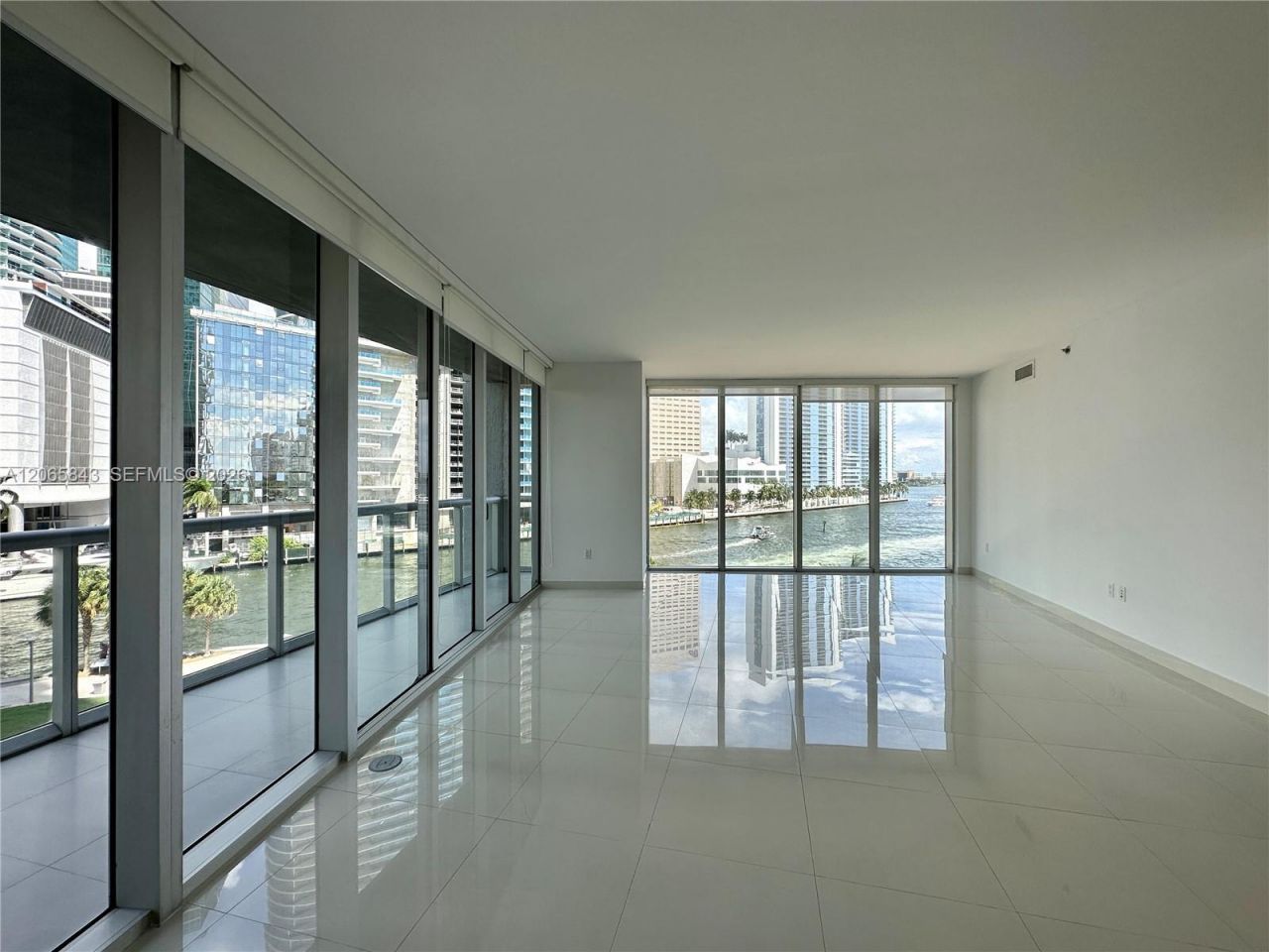 465 Brickell Av , Unit 502, Miami, FL 33131 Photo