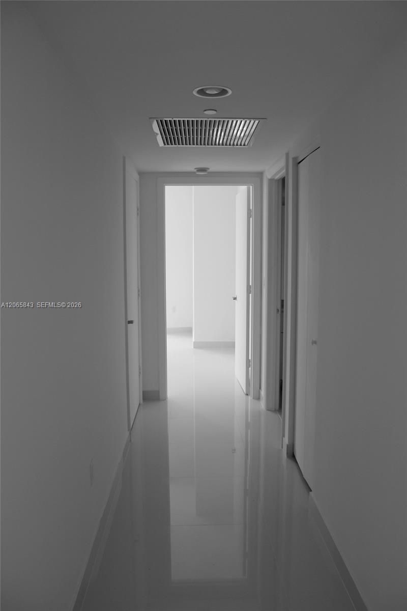 465 Brickell Av , Unit 502, Miami, FL 33131 Photo