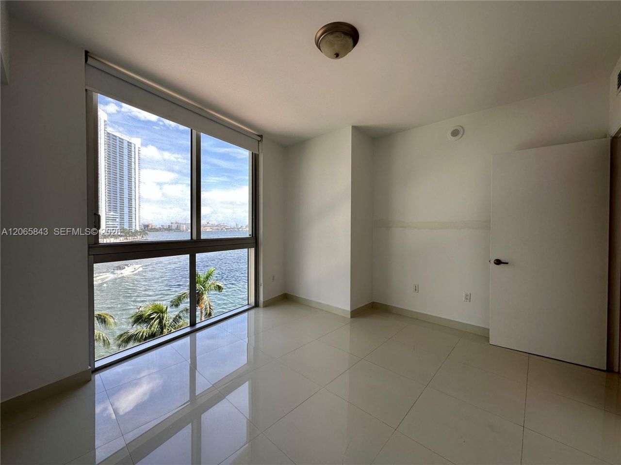 465 Brickell Av , Unit 502, Miami, FL 33131 Photo