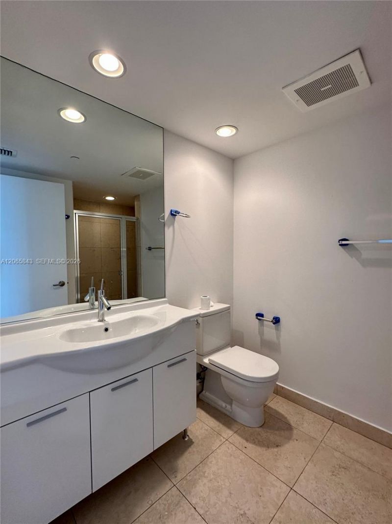 465 Brickell Av , Unit 502, Miami, FL 33131 Photo
