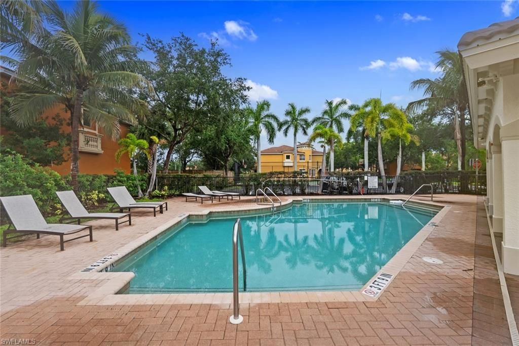 10230 Tin Maple Dr, Unit 141, Estero, FL 33928 Photo