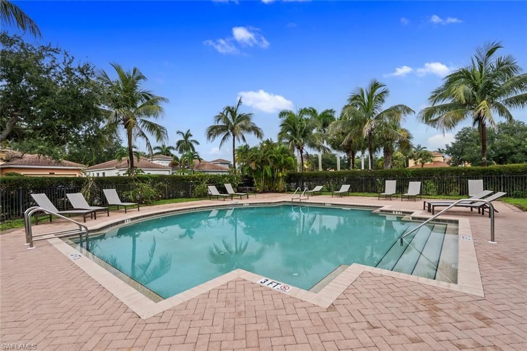 10230 Tin Maple Dr, Unit 141, Estero, FL 33928 Photo