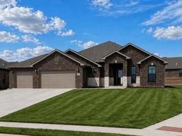 3415 N 130th Street, Kansas City, KS 66109