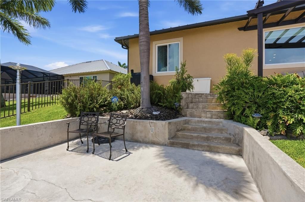 2531 SW 28th Ave, Cape Coral, FL 33914 Photo