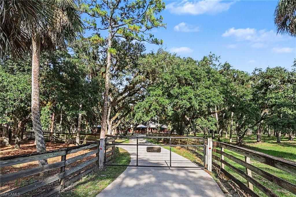 2291 Secretariat Dr, Labelle, FL 33935 Photo