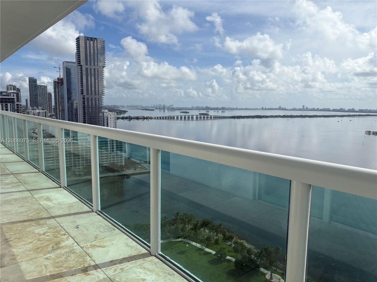 1800 N Bayshore Dr, Unit 3007, Miami, FL 33132 Photo