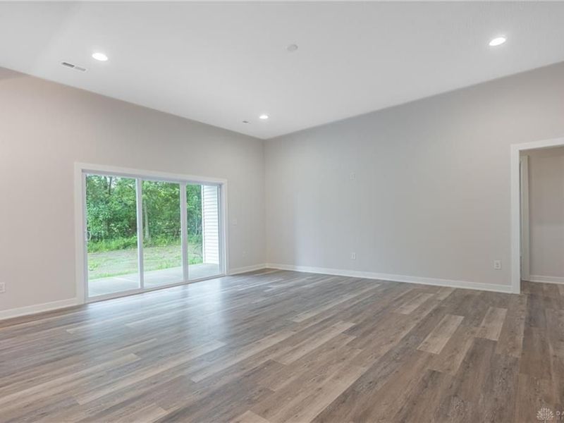 5427 Zachary Lane, Fairborn, OH 45424 Photo 5