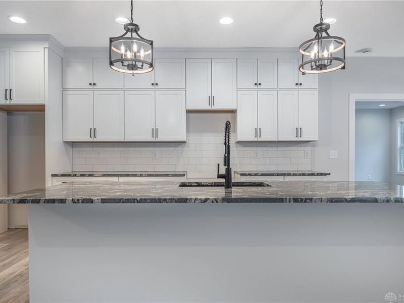 5427 Zachary Lane, Fairborn, OH 45424 Photo 9