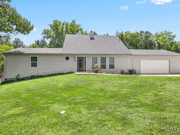 180 Cedargate Drive, Dittmer, MO 63023
