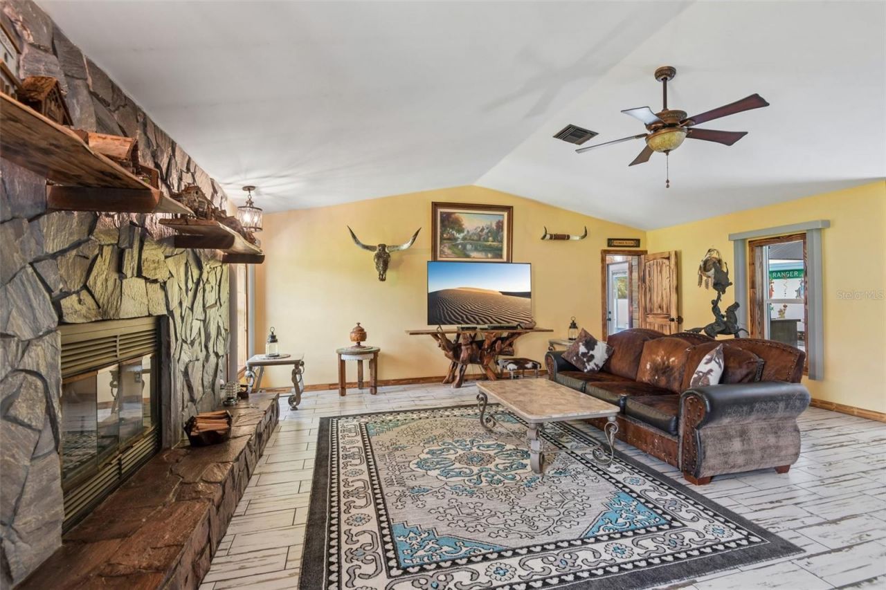 5318 Sandra Drive, Weeki Wachee, FL 34607 Photo