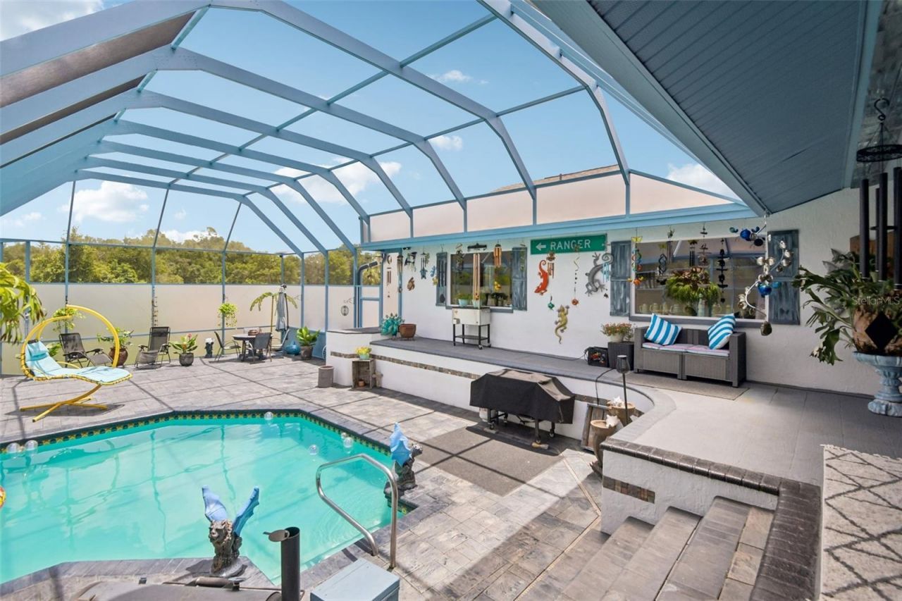 5318 Sandra Drive, Weeki Wachee, FL 34607 Photo
