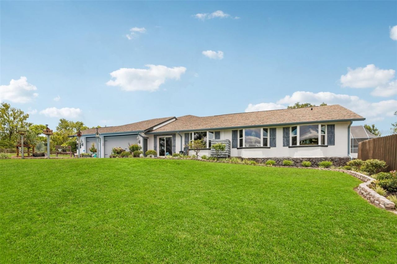 5318 Sandra Drive, Weeki Wachee, FL 34607 Photo
