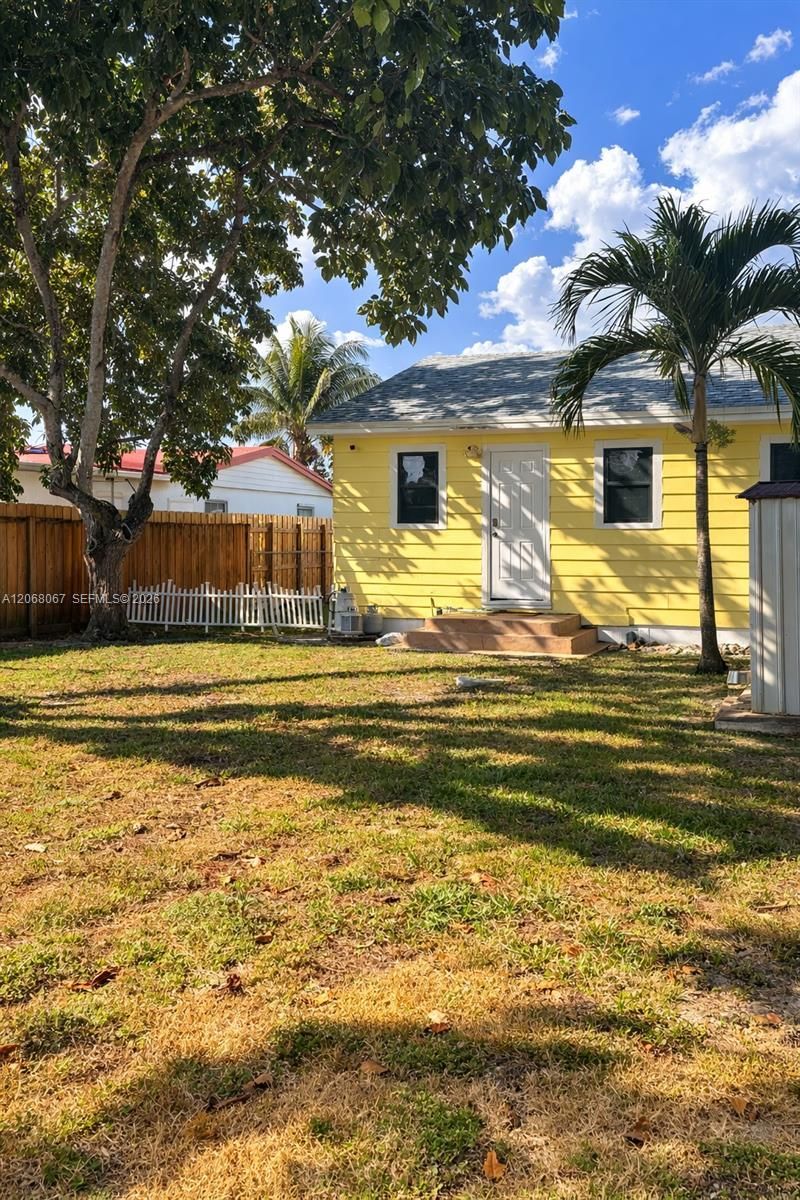 2330 Scott St , Hollywood, FL 33020 Photo