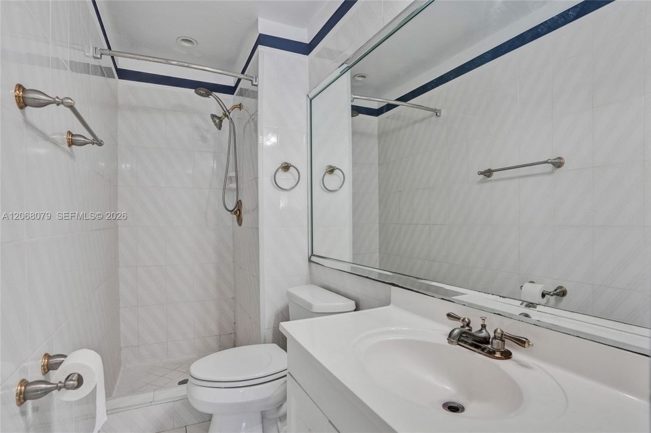 5555 Ludlam Rd , Unit 46, South Miami, FL 33155 Photo