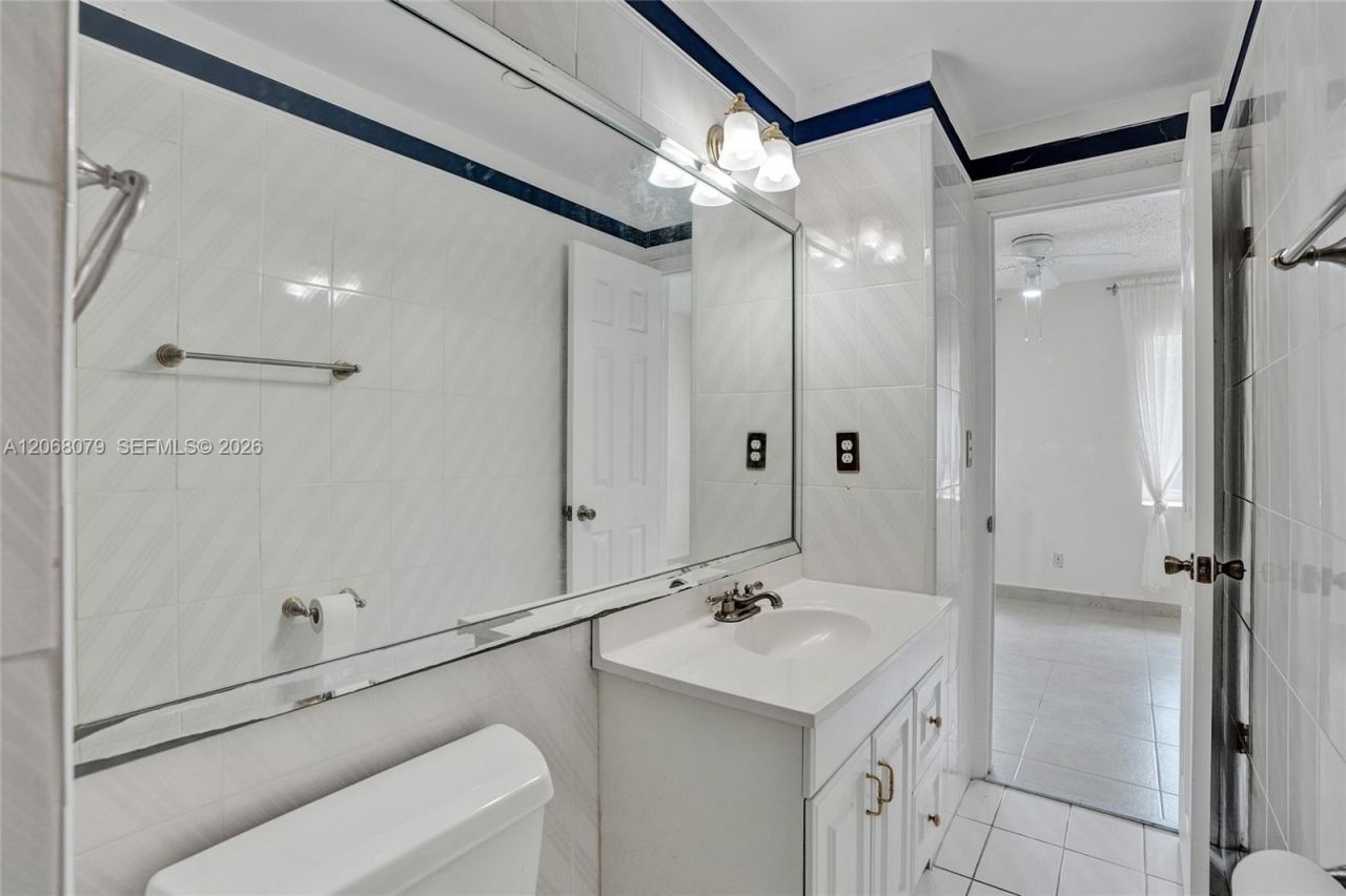 5555 Ludlam Rd , Unit 46, South Miami, FL 33155 Photo