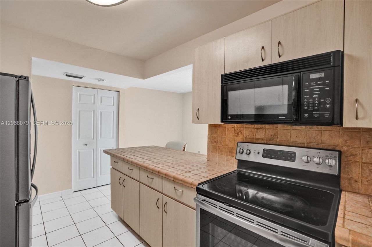 5555 Ludlam Rd , Unit 46, South Miami, FL 33155 Photo