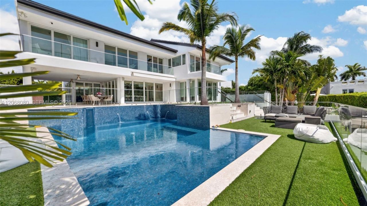 6819 Sunrise Pl , Coral Gables, FL 33133 Photo