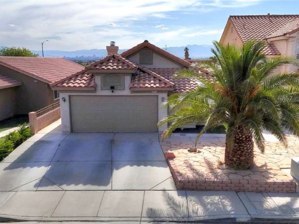 6326 Mount Rainier Avenue, Las Vegas, NV 89156