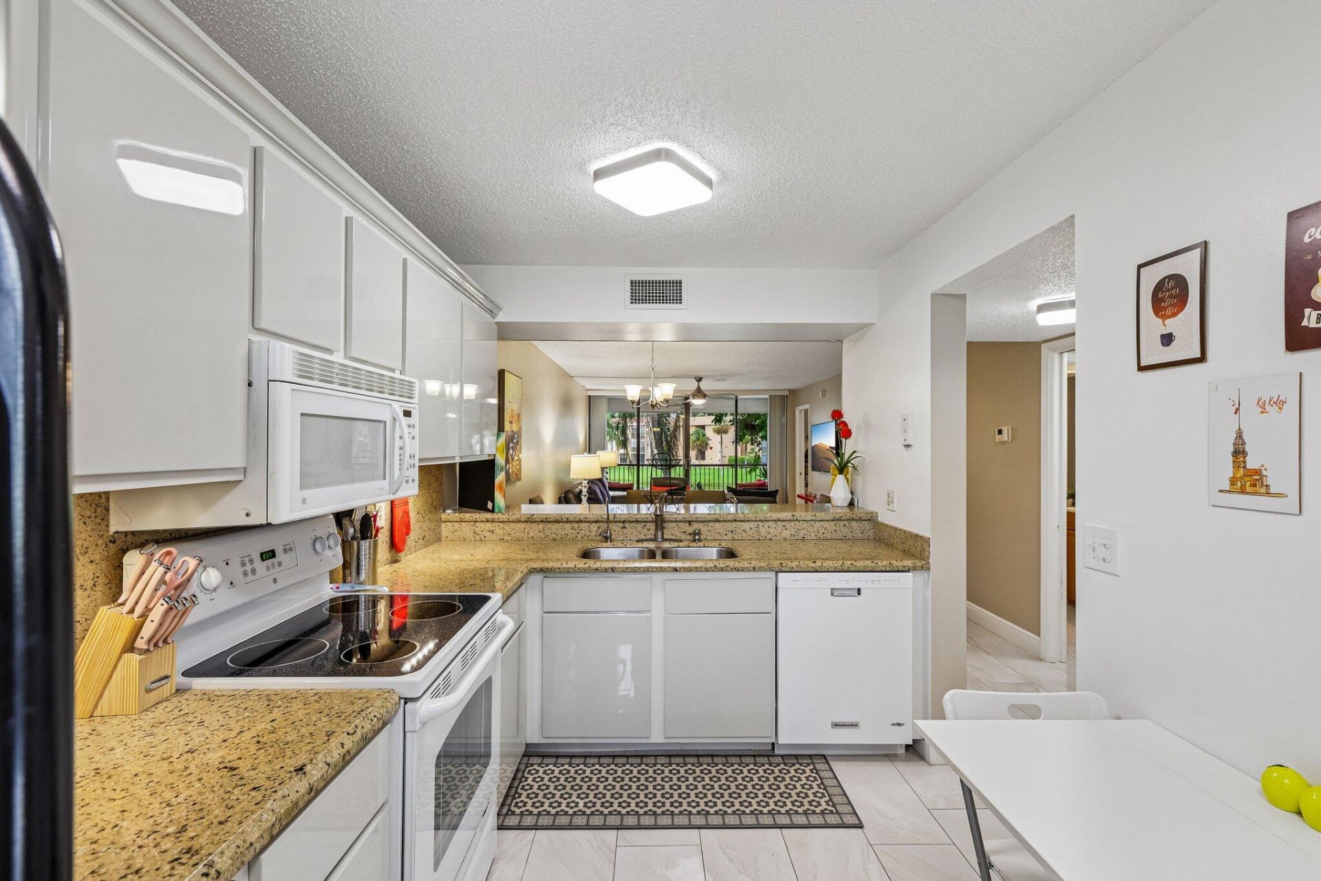 5718 Coral Lake Drive, Unit 206, Margate, FL 33063 Photo