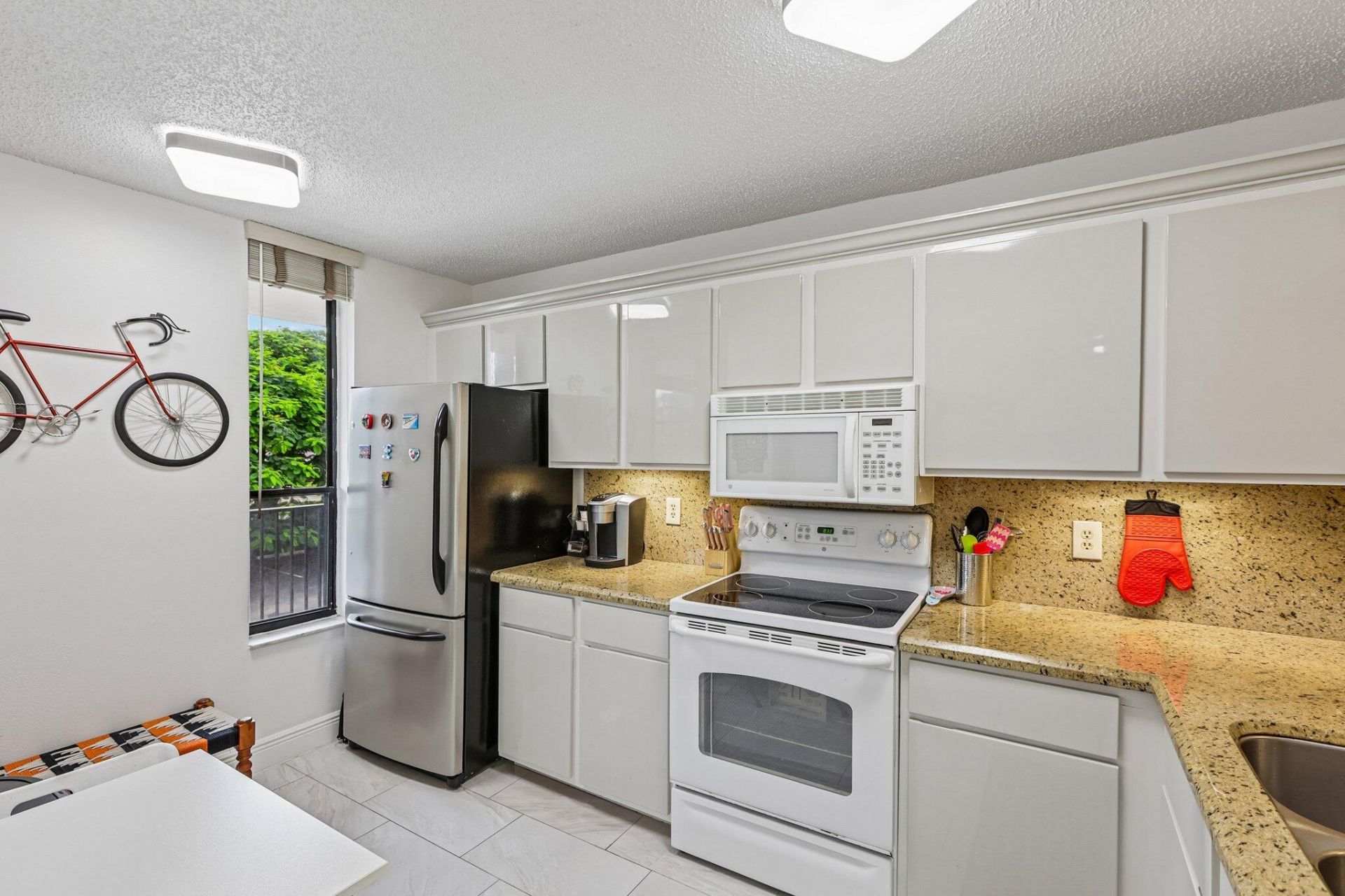 5718 Coral Lake Drive, Unit 206, Margate, FL 33063 Photo