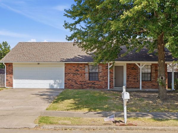4401 S Maple Avenue , Broken Arrow, OK 74011