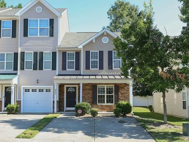 8843 Thornton Town Place, Raleigh, NC 27616
