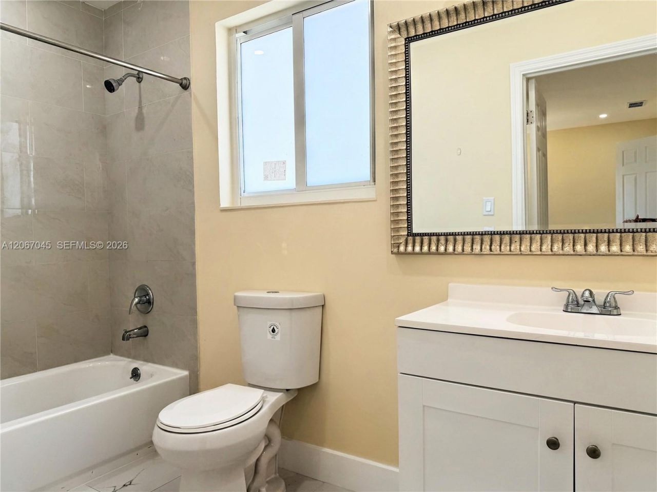 1740 NW 126th St, Miami, FL 33167 Photo