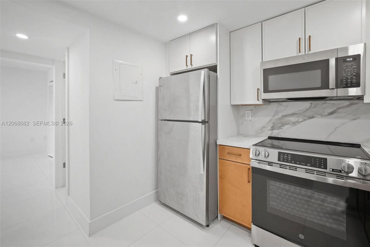 1245 West Ave , Unit 401, Miami Beach, FL 33139 Photo