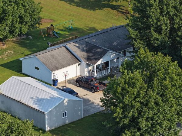 2218 S Thompsonville Road , Thompsonville, IL 62890