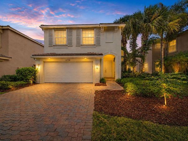 11728 SW Bennington Circle, Port St. Lucie, FL 34987