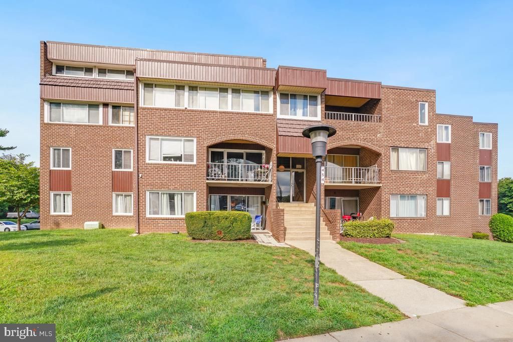 454 GIRARD STREET, GAITHERSBURG, MD 20877