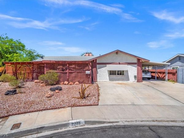 2248 Roundup Avenue , Las Vegas, NV 89119