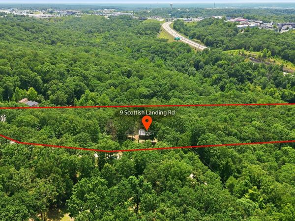 9 Scottish Landing Road, Lake Ozark, MO 65049