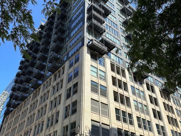565 W Quincy Street , Unit 1608, Chicago, IL 60661