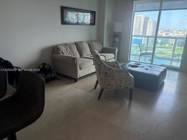 1800 N Bayshore Dr, Unit 2708, Miami, FL 33132 Photo