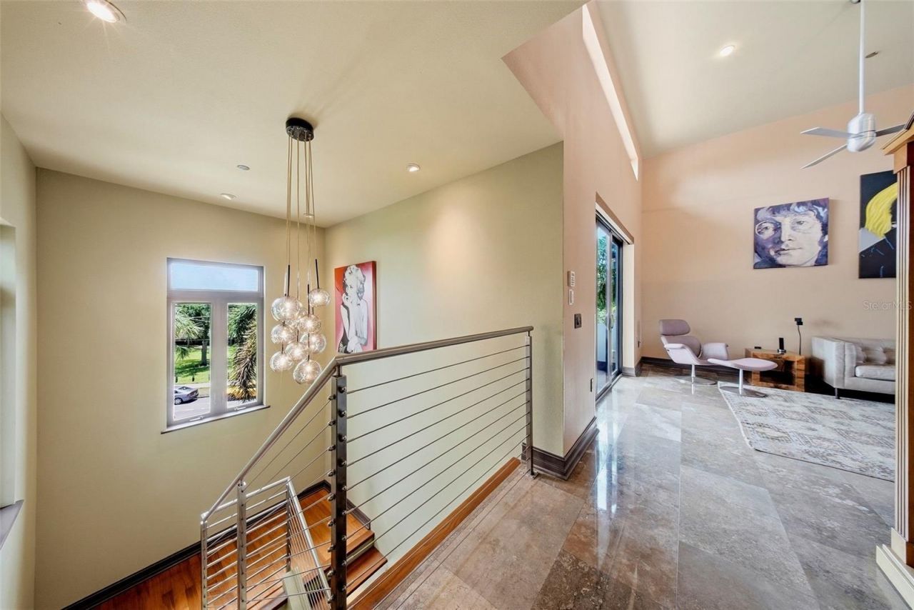 650 Beach Drive Ne, Saint Petersburg, FL 33701 Photo