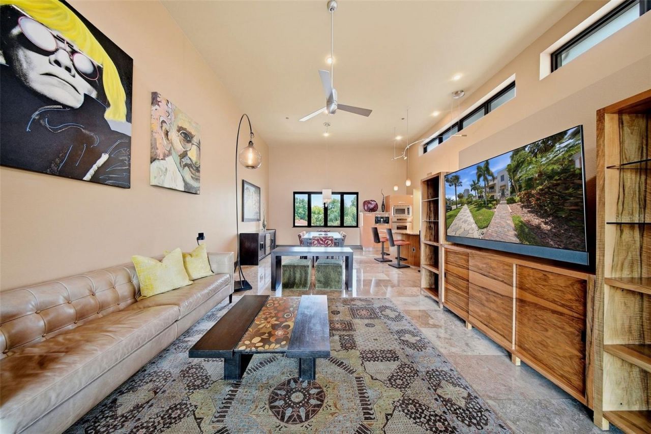 650 Beach Drive Ne, Saint Petersburg, FL 33701 Photo