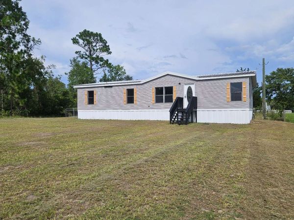 6372 220TH PATH, OBrien, FL 32071
