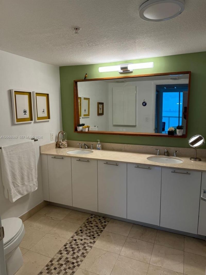 1800 N Bayshore Dr, Unit 1609, Miami, FL 33132 Photo