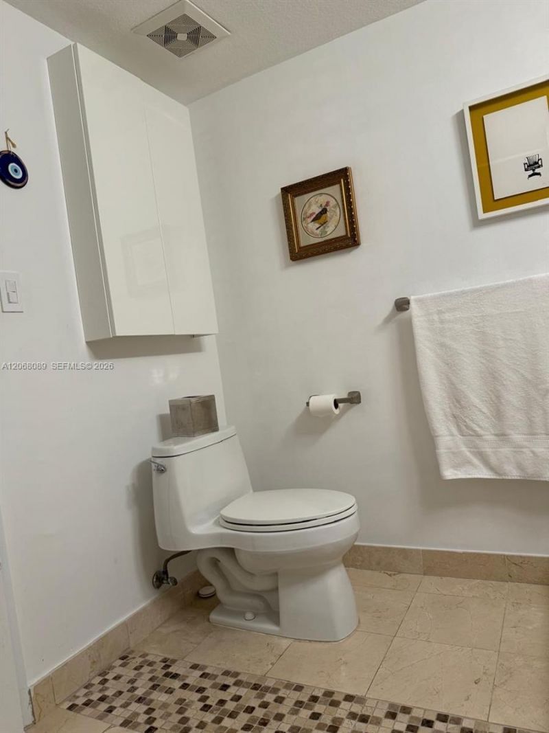1800 N Bayshore Dr, Unit 1609, Miami, FL 33132 Photo