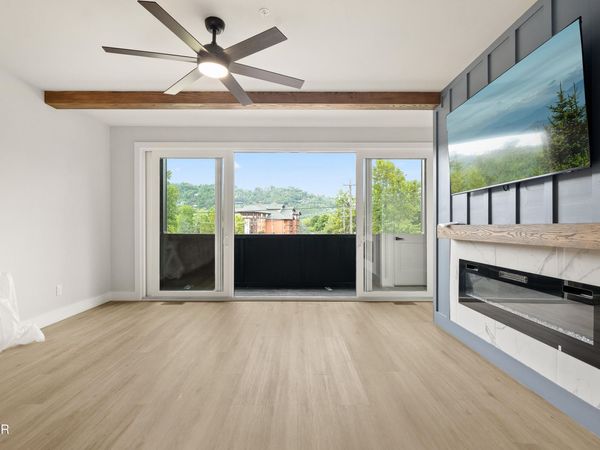 215 Circle Drive, Gatlinburg, TN 37738