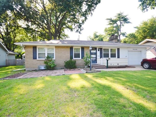 5238 N Wayne Avenue, Kansas City, MO 64118