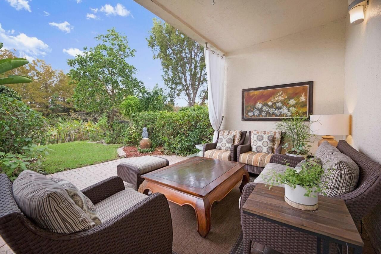 9061 Dupont Place, Wellington, FL 33414 Photo