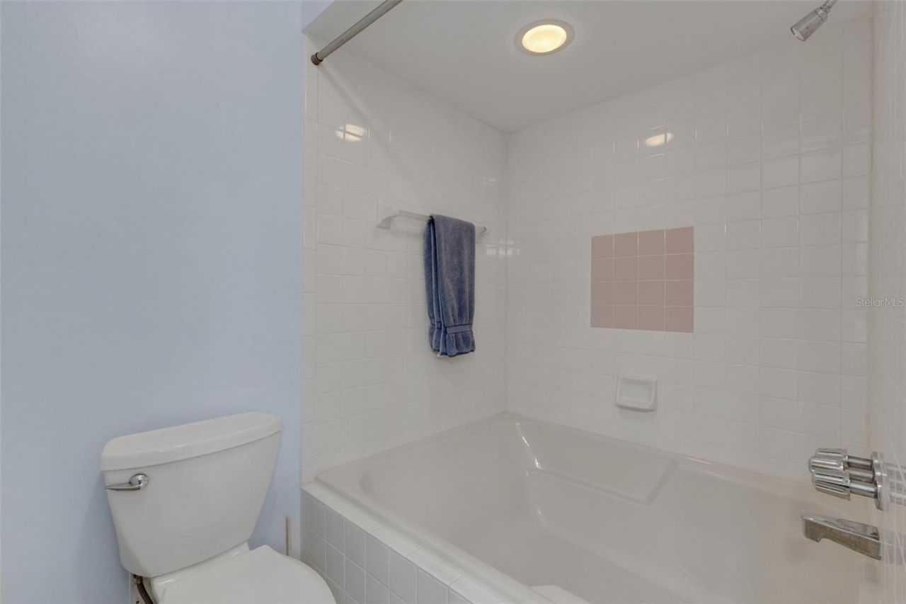 4574 Mohican, Unit 151, Sarasota, FL 34233 Photo