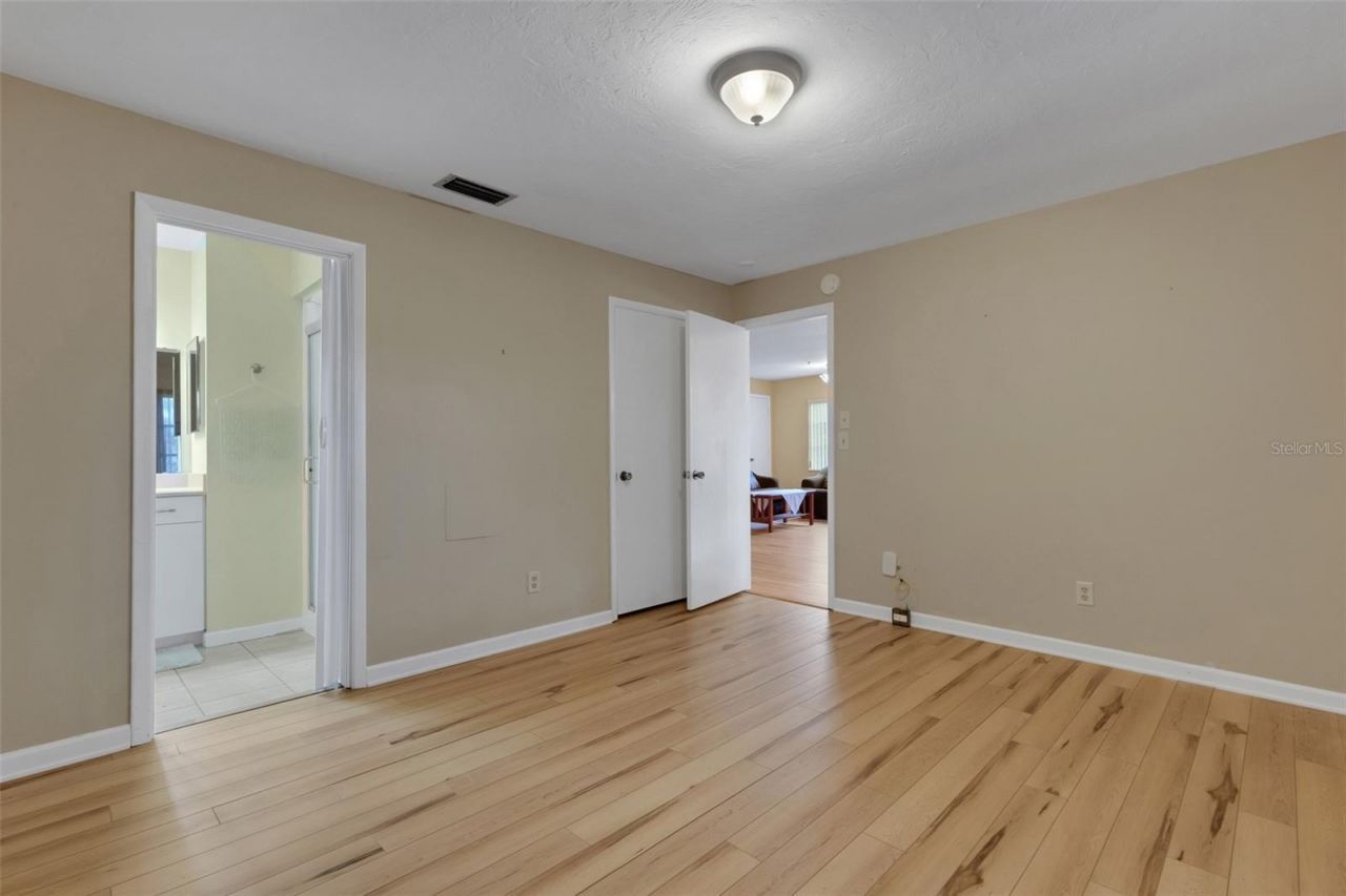 4574 Mohican, Unit 151, Sarasota, FL 34233 Photo