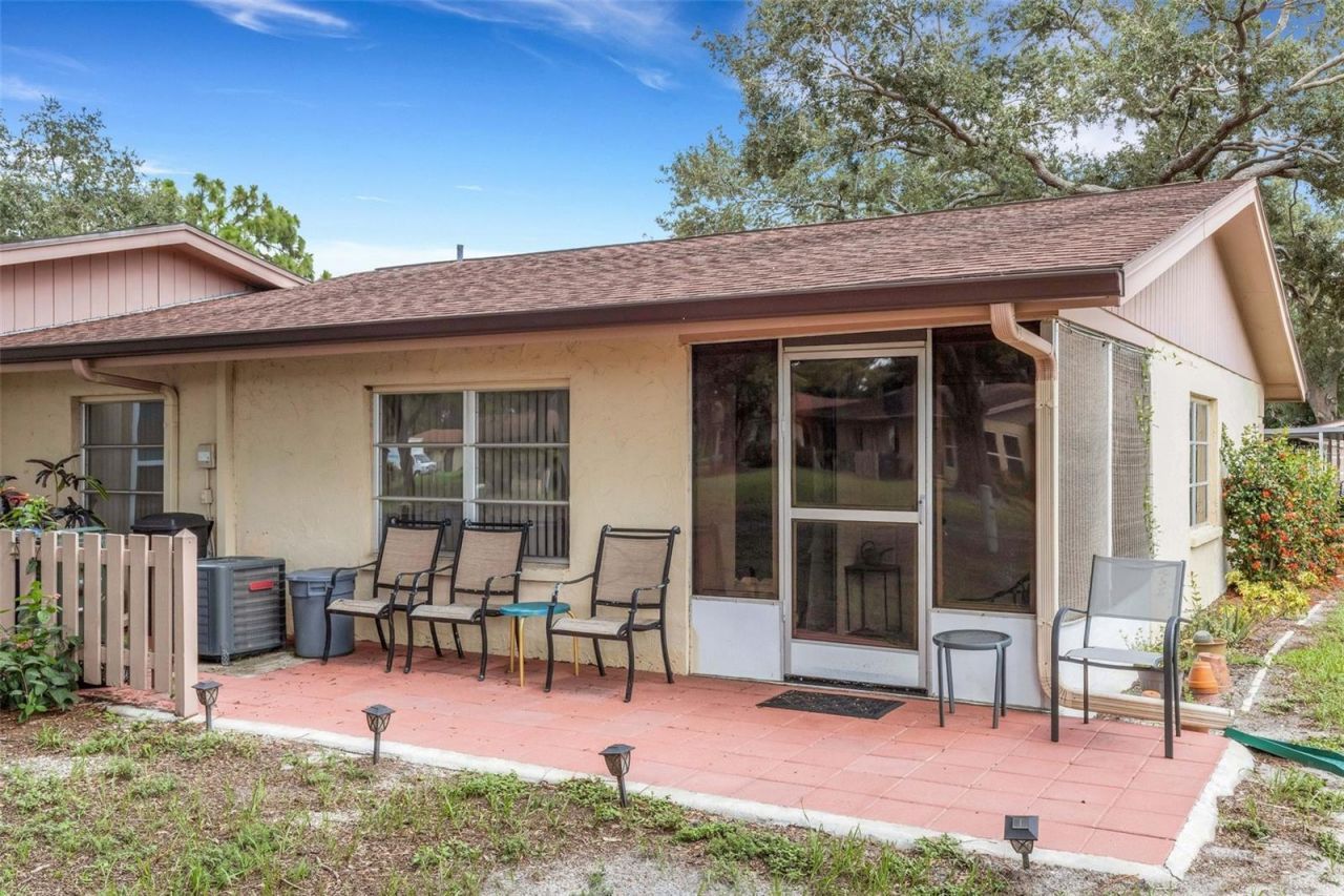 4574 Mohican, Unit 151, Sarasota, FL 34233 Photo